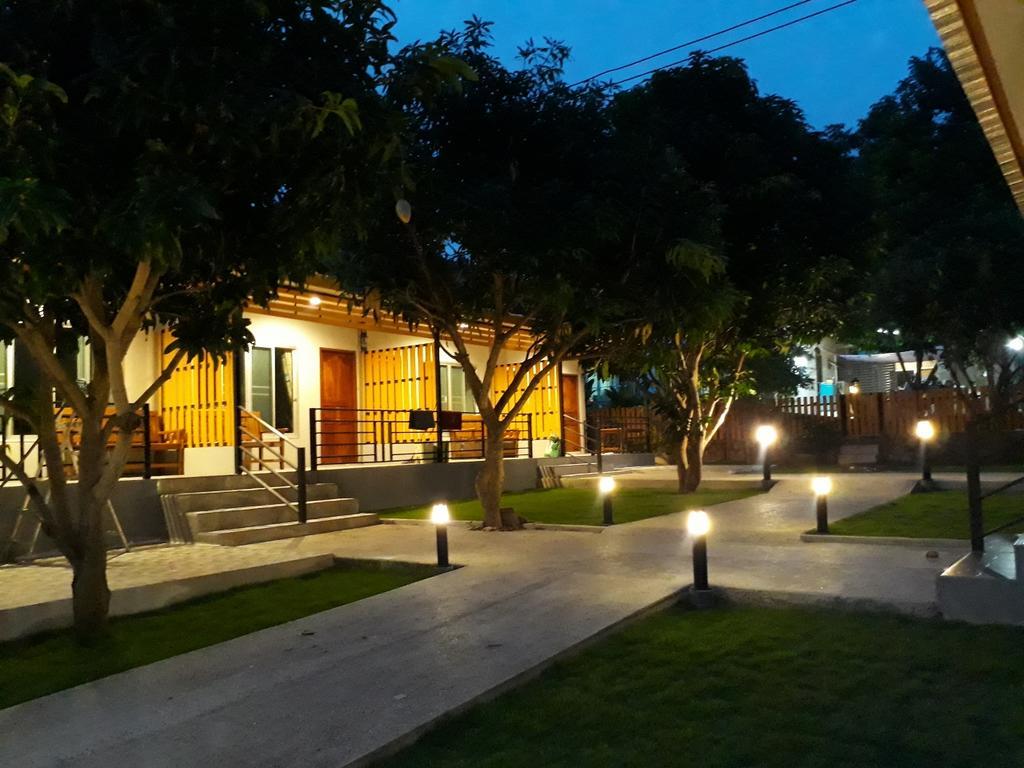 Green Mango Resort Nongprue Kültér fotó