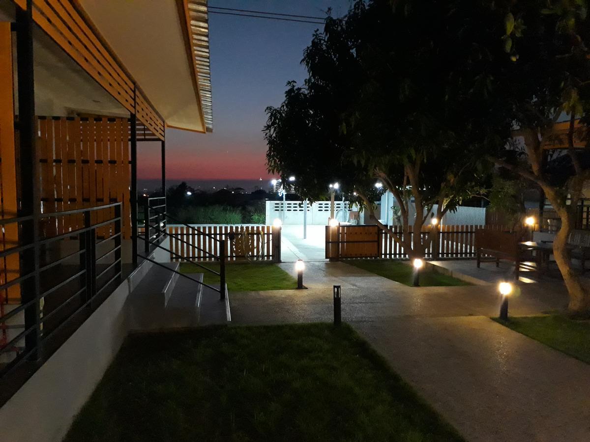 Green Mango Resort Nongprue Kültér fotó