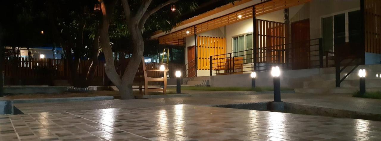 Green Mango Resort Nongprue Kültér fotó